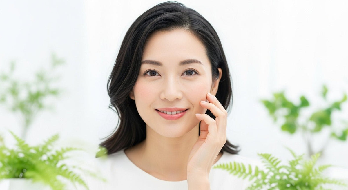 毛穴も美白も諦めない。透明感あふれる肌へ導く美容液の選び方